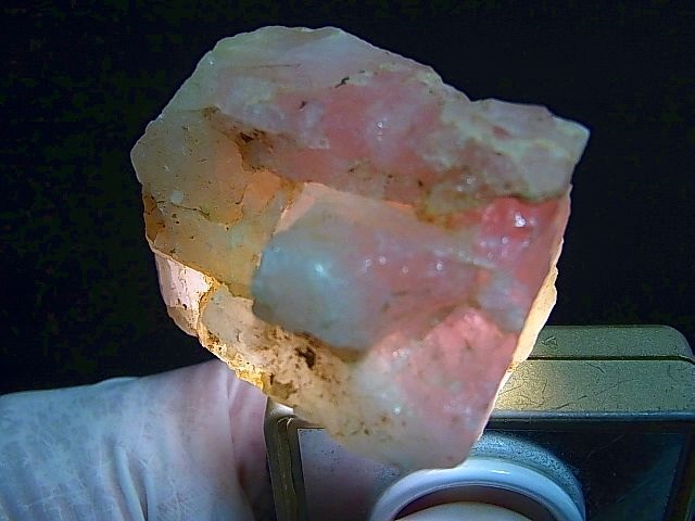 画像: 福島県桜石山産ローズクォーツ（紅石英）原石 73.9g