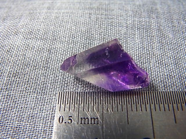 画像: メキシコ・ゲレロ産アメジストポイント 2.2g