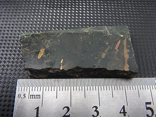 画像: グリーンランド産ヌーマイト研磨スライス 14.3g