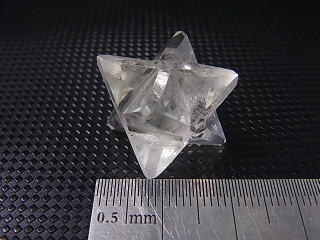 画像: インド・マニハール産マカバスター水晶（六芒星/五芒星十二面体） 6.3g