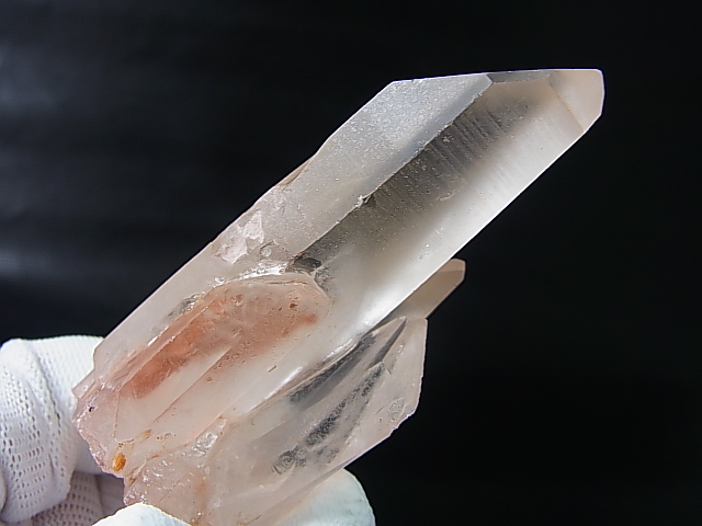 画像: マダガスカル産ピンク水晶 110.9g