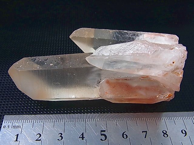 画像: マダガスカル産ピンク水晶 110.9g