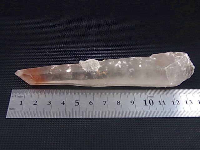 画像: キャビネットサイズ：内モンゴル産アイアンローズ付きピンク水晶（レーザー型） 81.1g