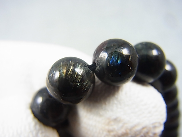 画像: アルベゾン閃石(アルベゾナイト)粒売りビーズ 8.5mm平均