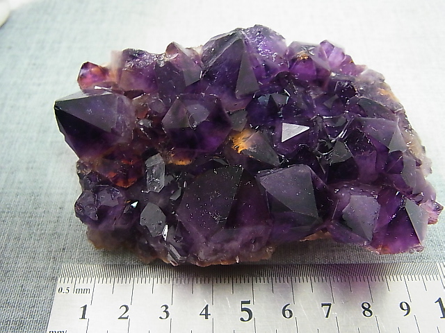 コンゴ産カラーシフト/ディープカラーアメジストクラスター 308.3g