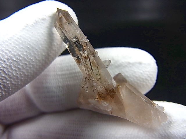 画像: ノルウェー産コッパールチル入りスモーキー水晶原石（連晶） 5.6g