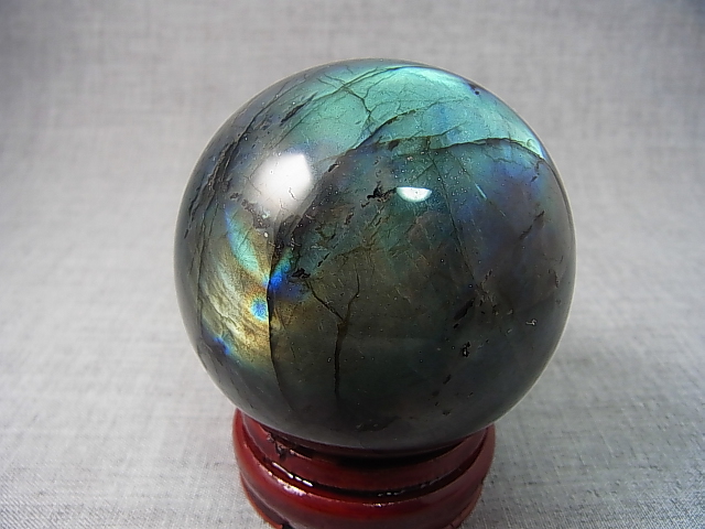 画像: マダガスカル産ラブラドライトSA丸玉 68mm