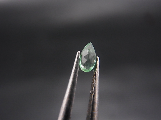 画像: パキスタン産ラズライト(天藍石)・ルース 0.07カラット