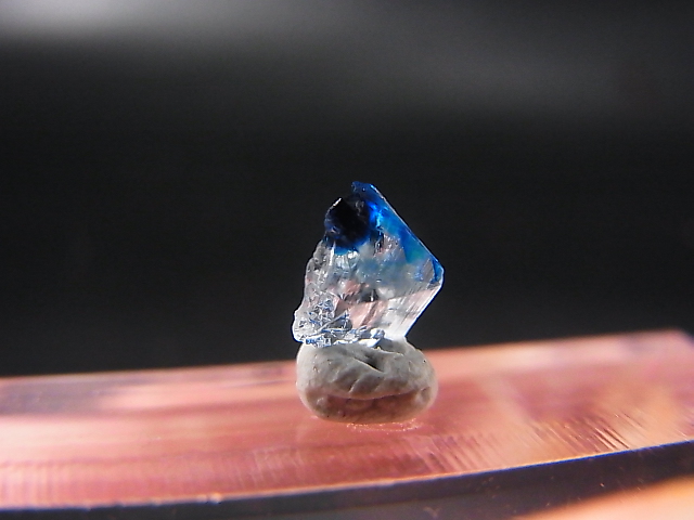 画像: ジンバブエ産ユークレース結晶原石 0.3カラット