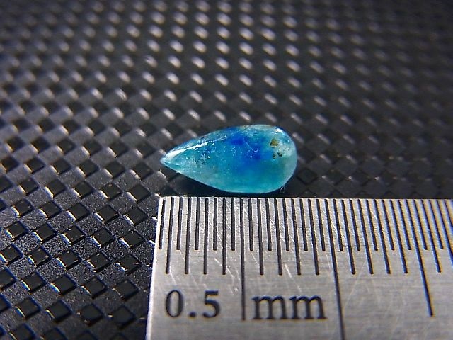 画像: ジンバブエ産ユークレース・ルース  0.6カラット