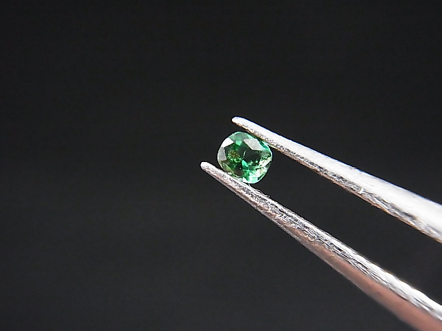 画像: パキスタン産ラズライト(天藍石)・ルース 0.05カラット