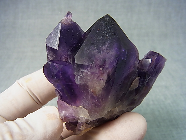 コンゴ産カラーシフト/ディープカラーアメジストクラスター 145.7g