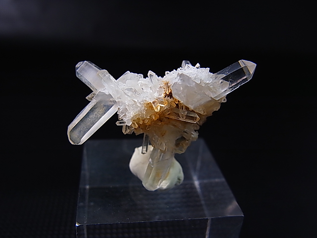 画像: メキシコ産日本式双晶水晶クラスター（V字型） 4.6g