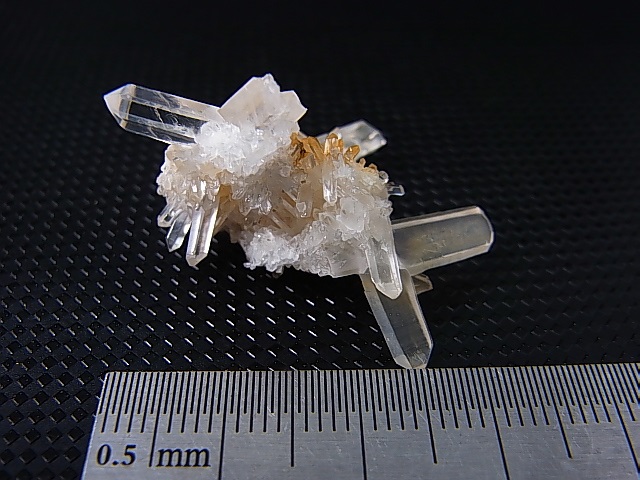 画像: メキシコ産日本式双晶水晶クラスター（V字型） 4.6g