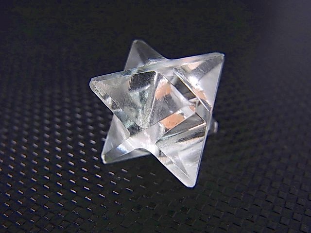 画像: インド・マニハール産マカバスター水晶（六芒星/五芒星十二面体） 4.6g