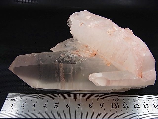 画像: キャビネットサイズ：マダガスカル産ピンク水晶 546.3g