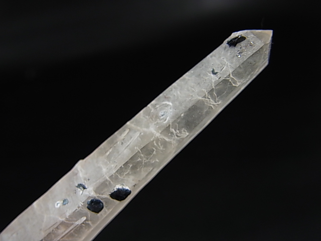 画像2: 内モンゴル産アイアンローズ付きピンク水晶（レーザー型） 17.2g