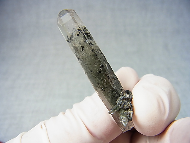 画像: ノルウェー産水晶ポイント（アクチノライト/ヘマタイト入り） 4.6g