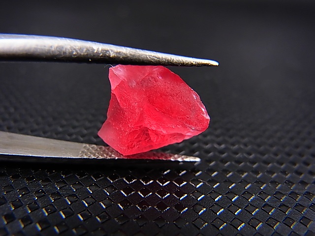 画像: ジェム品質：ブラジル産ヴィヴィッドレッドロードナイト結晶 4.0カラット