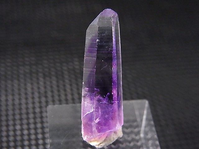 画像: メキシコ・ゲレロ産アメジストポイント 1.6g