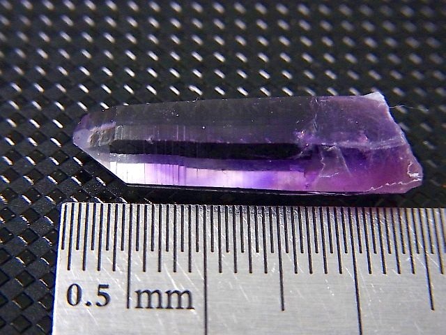 画像: メキシコ・ゲレロ産アメジストポイント 1.6g