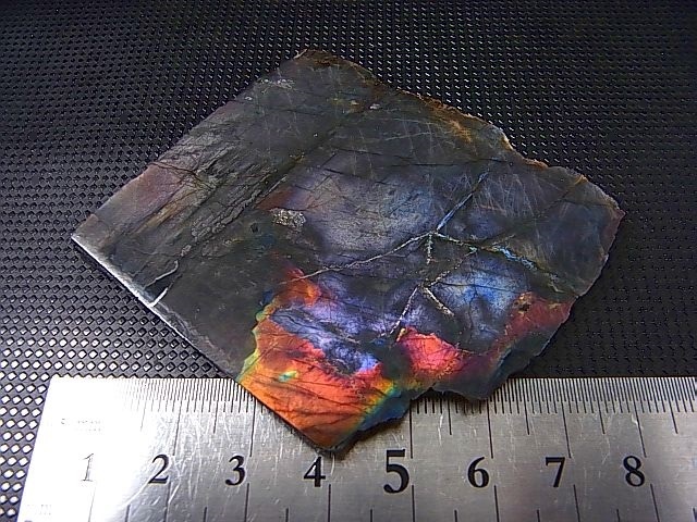 画像: フィンランド・ユレマー産スペクトロライト（パープルヴィオラミックス＆シルバー）研磨スライス（片面研磨） 41.0g