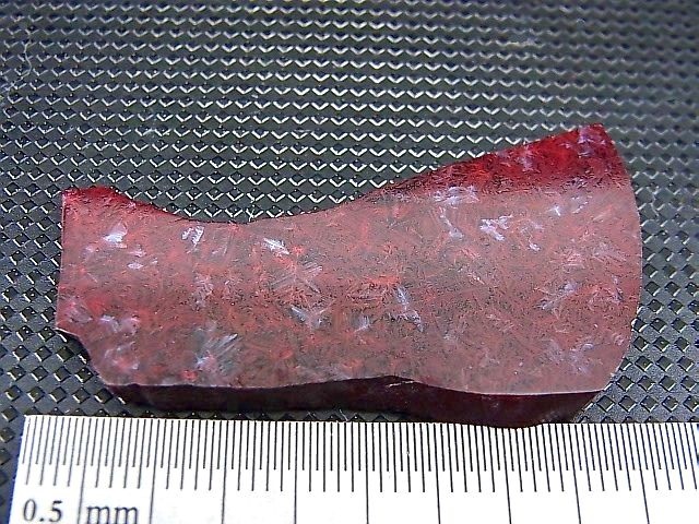 画像: 飯盛ラボストーン（IL-stone）「超レア：シラー入りアースカラー（紅葉石）」ガラス原石 41.9カラット