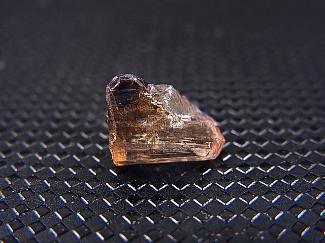 希少！ ピンクオレンジタンザナイト原石 希少なオレンジピンクタンザナイト原石、天然タンザナイト原石