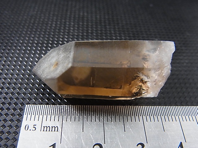 画像: ノルウェー産シトリンカラースモーキー水晶 12.4g