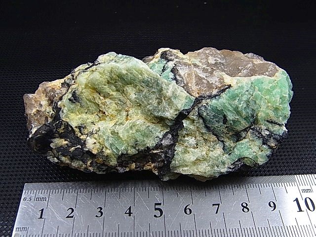 画像: ベトナム・イエンバイ産アマゾナイト原石 196.3g