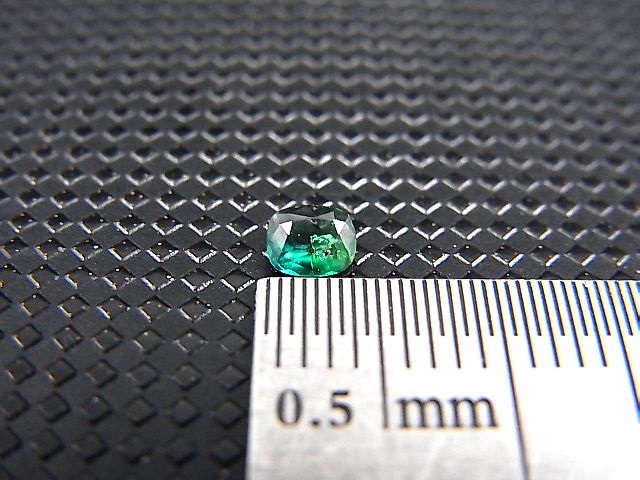 画像: パキスタン産ラズライト(天藍石)・ルース 0.1カラット