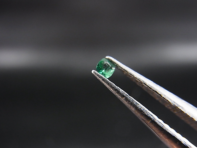 画像2: パキスタン産ラズライト(天藍石)・ルース 0.03カラット