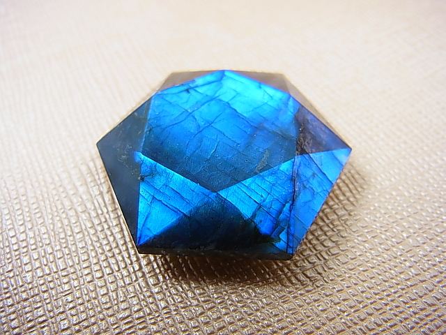 画像: マダガスカル産ラブラドライト六芒星（ブルーシラー） 11.8g