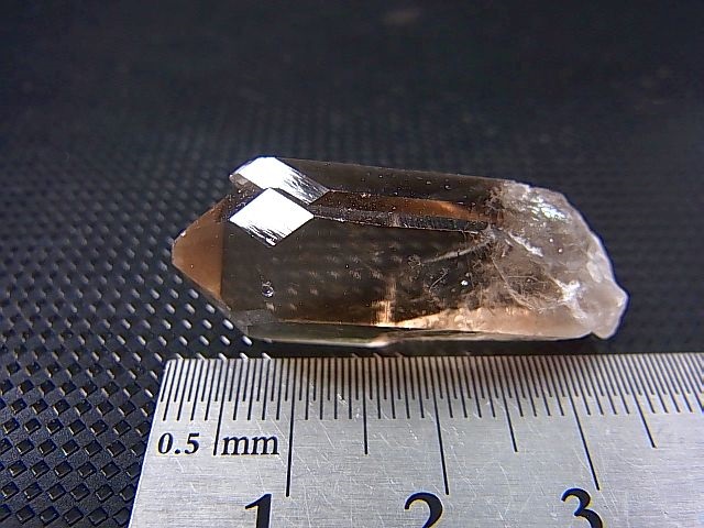 画像: 南アフリカ・オレンジリバー産シトリンカラースモーキー水晶（ウインドウ/タイムリンクフューチャー＆パスト） 6.8g