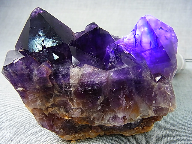 画像: コンゴ産カラーシフト/ディープカラーアメジストクラスター 384.2g