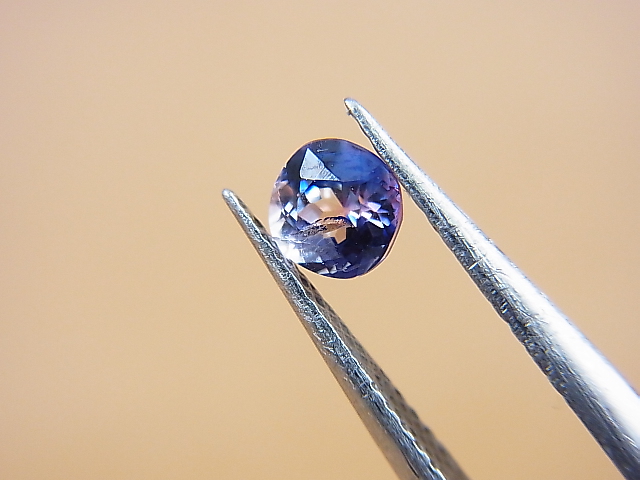 画像: ベトナムLuc Yen産サファイア・ルース（バイカラー） 0.6カラット