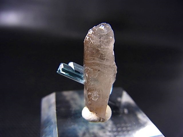 画像: ベトナム・タインホア産アクアマリン付きスモーキー水晶 1.4g