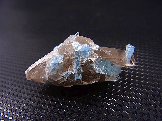 画像: ベトナム・タインホア産アクアマリン付きスモーキー水晶 6.3g