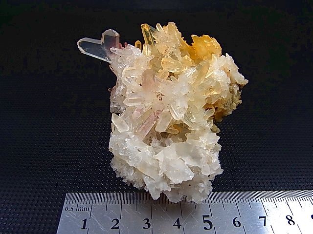 画像: メキシコ産日本式双晶水晶クラスター（V字型/ハート型） 92.9g