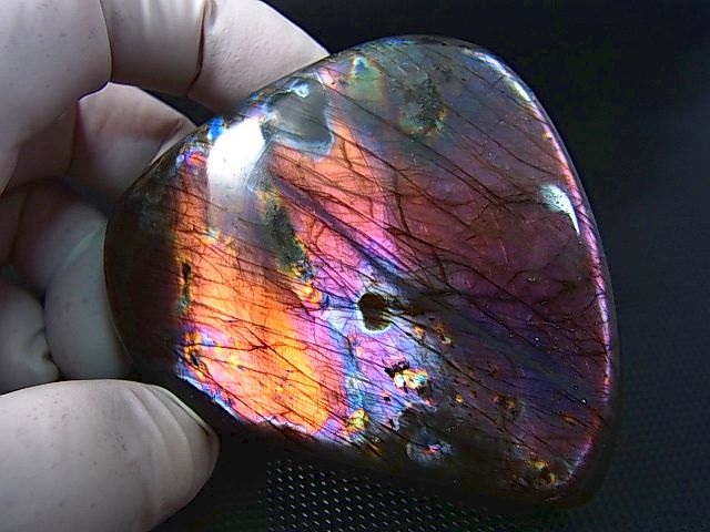 画像: マダガスカル産ラブラドライト研磨原石（パープルピンク＆ブルー） 272.6g