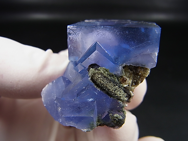 画像: ヤオガンシャン産ラグーンブルーフローライト原石（レインボー入り） 43.0g