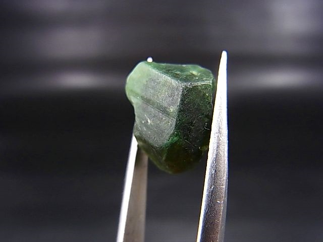 画像: ベトナムMinh Tien産グリーントルマリン結晶原石 7.6カラット