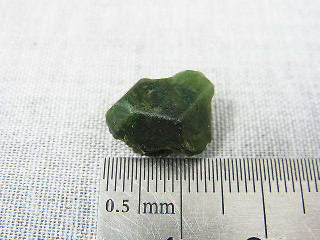 画像: ベトナムMinh Tien産グリーントルマリン結晶原石 7.6カラット