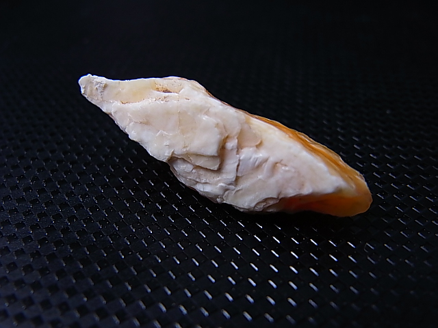 Hokkaidoite北海道然別湖産蛍光オパール原石 2.8g - パーフェクト