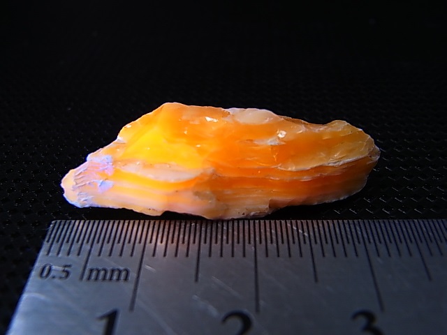 Hokkaidoite北海道然別湖産蛍光オパール原石 2.8g - パーフェクト