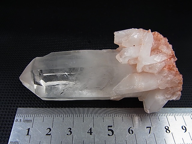 画像: マダガスカル産ピンク水晶 115.6g