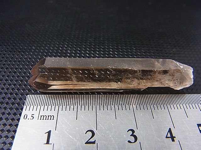 画像: 南アフリカ・オレンジリバー産シトリンカラースモーキー水晶（タントリックツイン） 8.1g