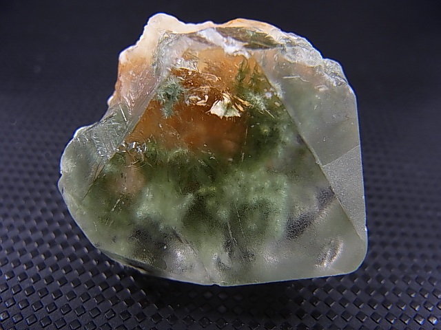 画像: ブラジル・ミナスジェライス州産バーストクローライトイン水晶 27.2g