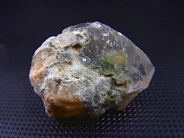 画像: ブラジル・ミナスジェライス州産バーストクローライトイン水晶 31.0g