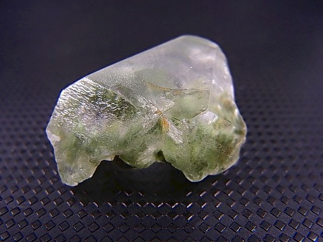 画像: ブラジル・ミナスジェライス州産バーストクローライトイン水晶 7.8g